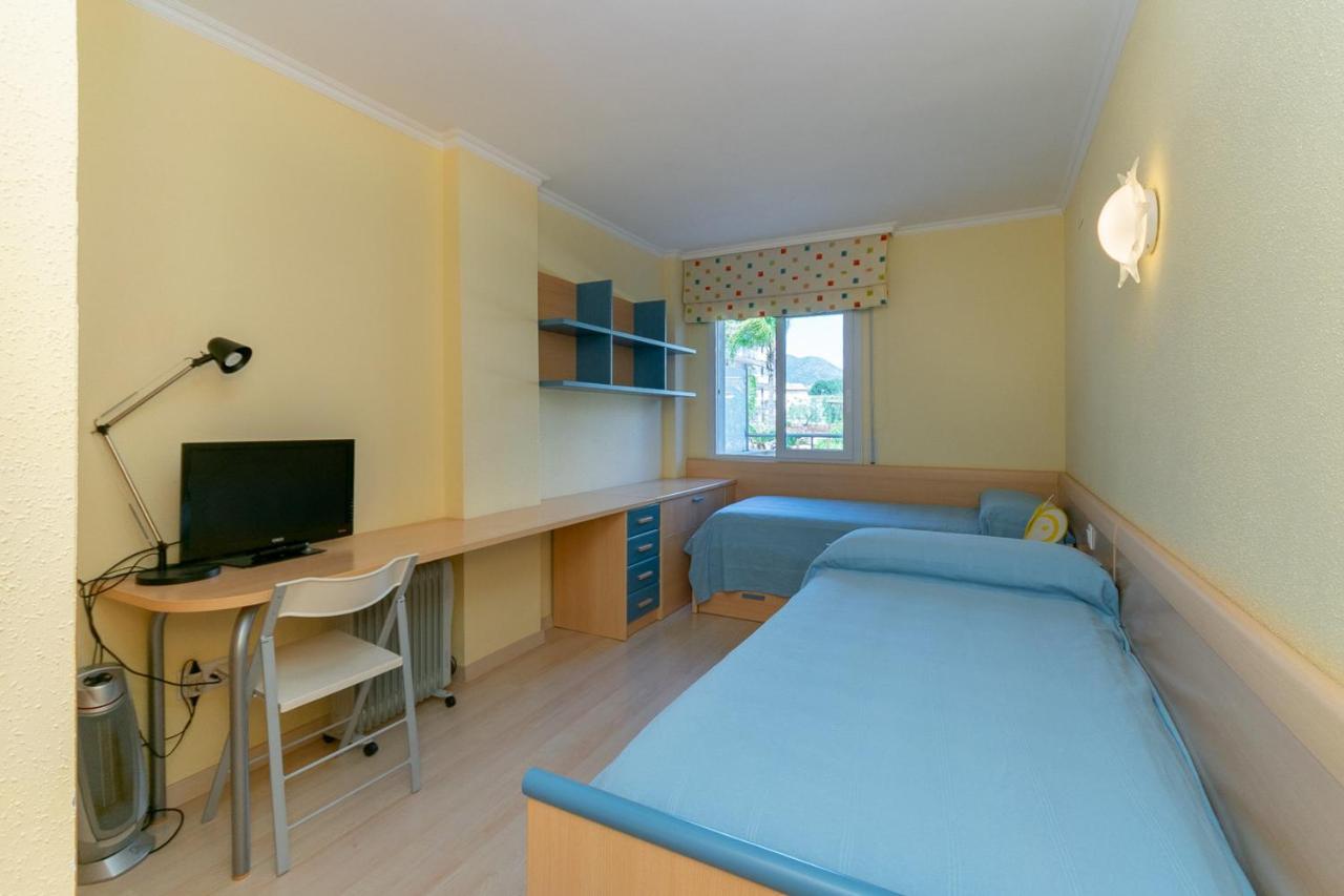 Apartamento Port Canigo Bajo Vista Piscina Apartment Roses Bagian luar foto